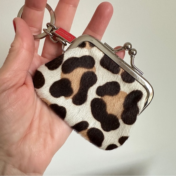 🔴Coach RARE Vintage Ocelot Leopard Calf Hair Fur Kisslock Frame Coin Purse Key - Picture 4 of 14